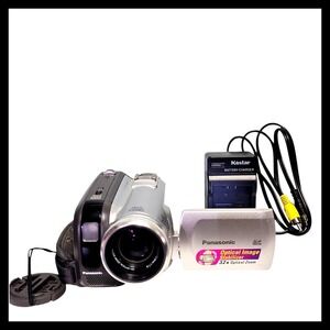 Panasonic PV-GS85 Mini DV Camcorder Charger AV Cable Cassette SD Card 1GB Works